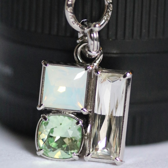MYKA Maja Swarovski Crystal Pendant Necklace Chrysolite Combo Bright Rhodium - Picture 1 of 9